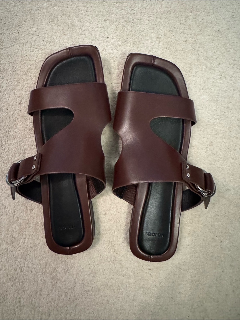Vince sandals